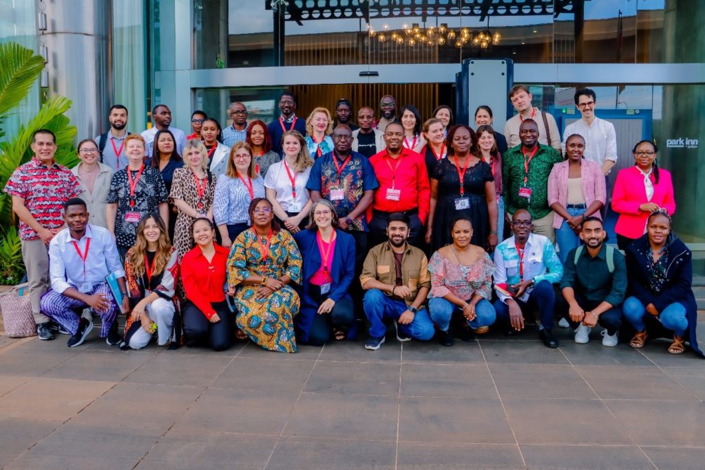 Renforcer la voix des communautés : le Hub d’Apprentissage Régional Afrique Francophone du Fonds mondial (HRF) participe à la réunion des partenaires de l’Initiative Stratégique Engagement Communautaire à Nairobi